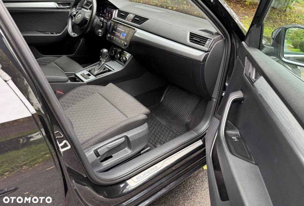 Skoda Superb 2.0 TDI SCR 4x4 Ambition DSG - 13