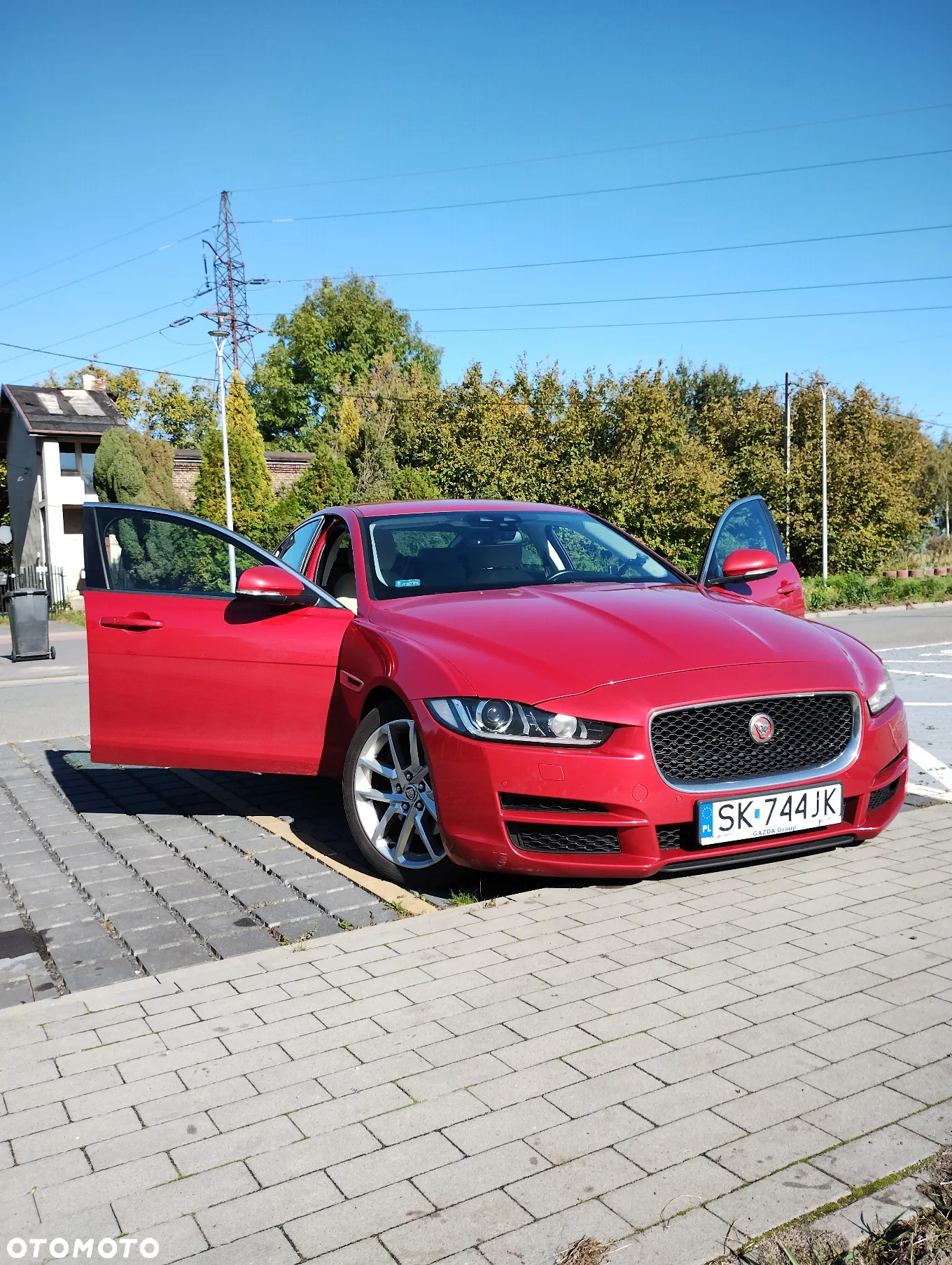 Jaguar XE 2.0 D Pure - 8