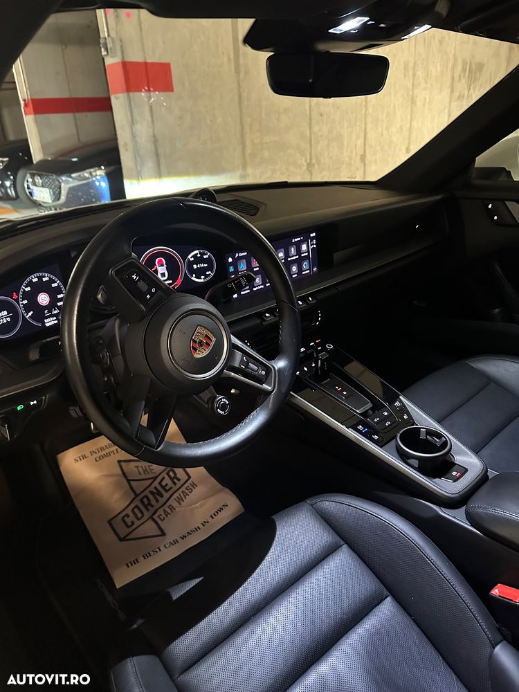 PORSCHE 911 2023 — imagine 9