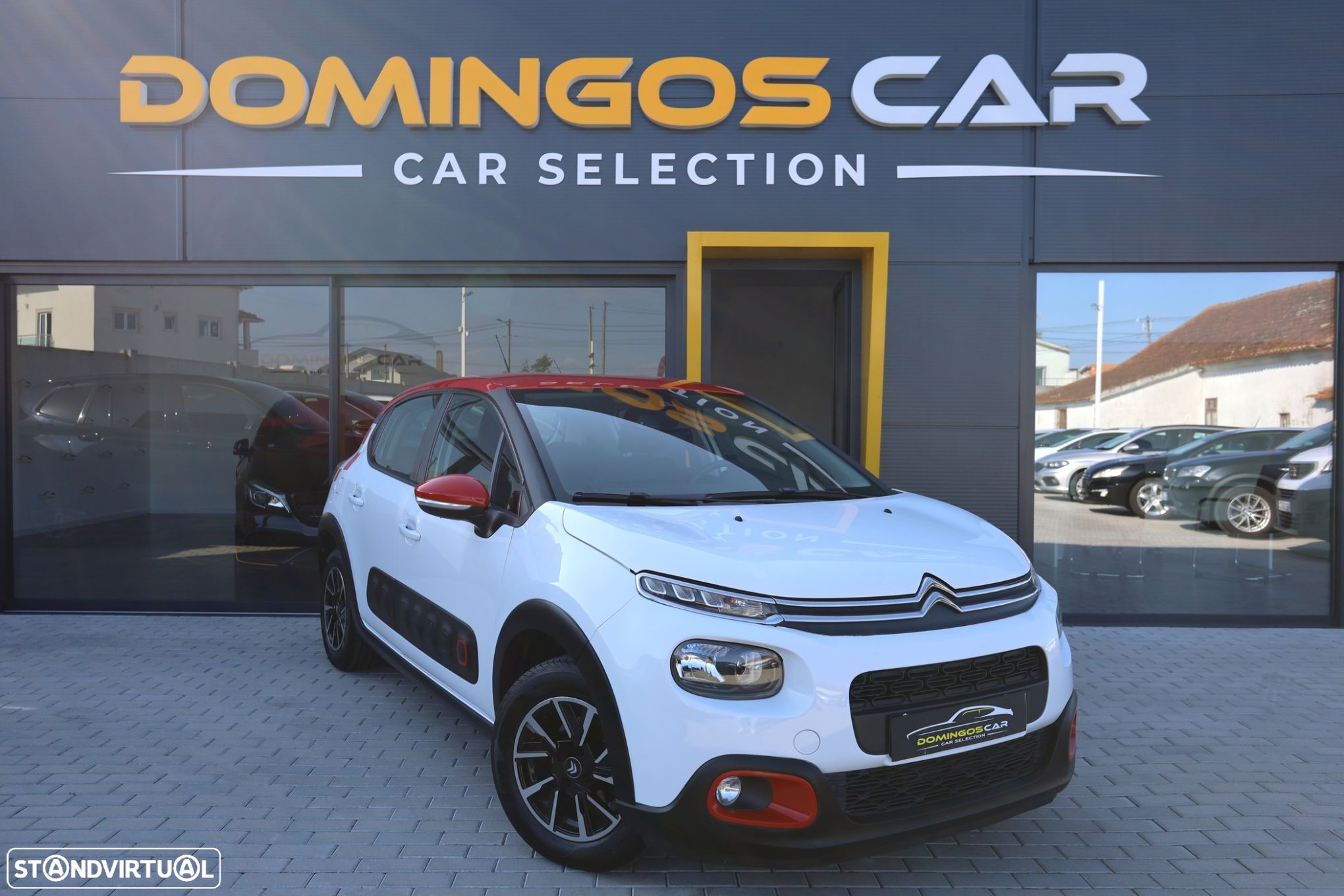 Citroën C3 1.2 PureTech Shine - 1