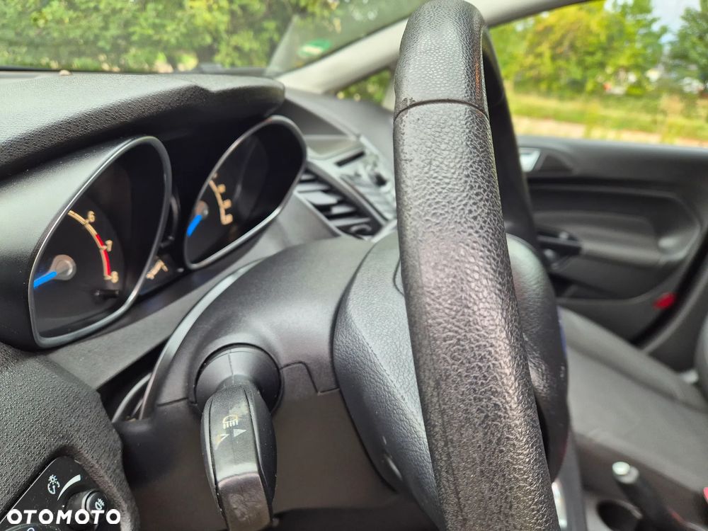 Ford Fiesta 1.25 Ambiente - 21