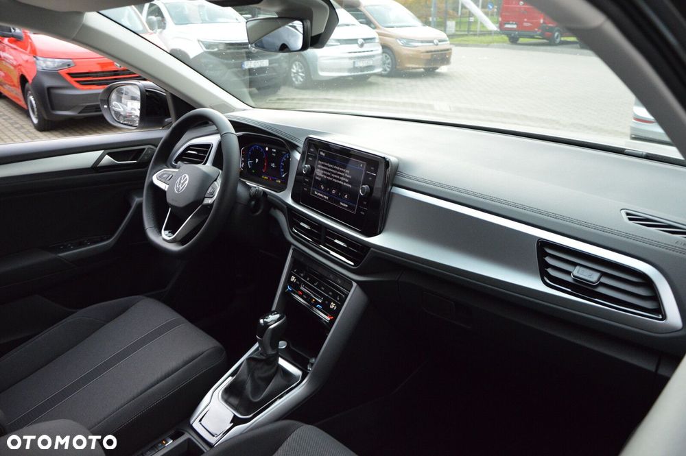 Volkswagen T-Roc - 19