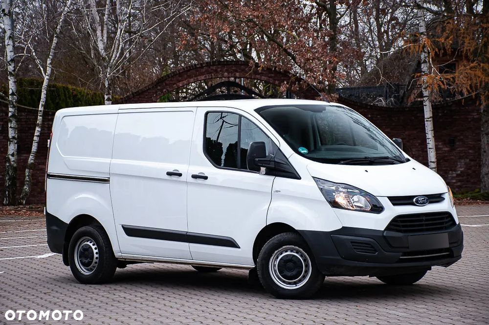 Ford TRANSIT CUSTOM - 8