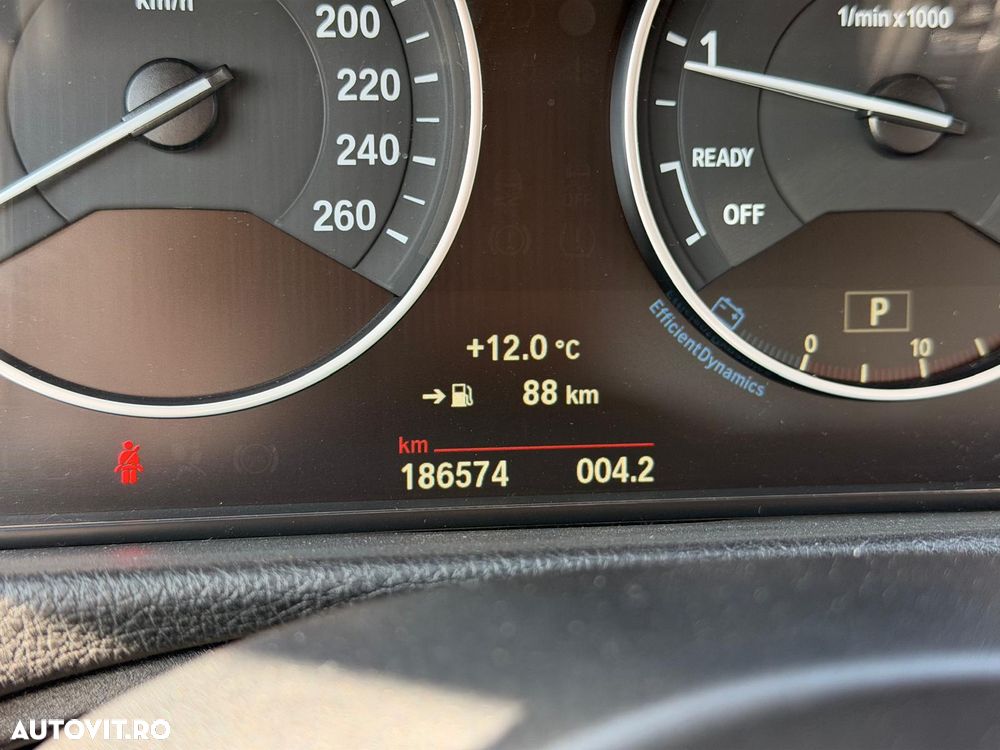 BMW Seria 4 420i Sport-Aut. Sport Line - 32