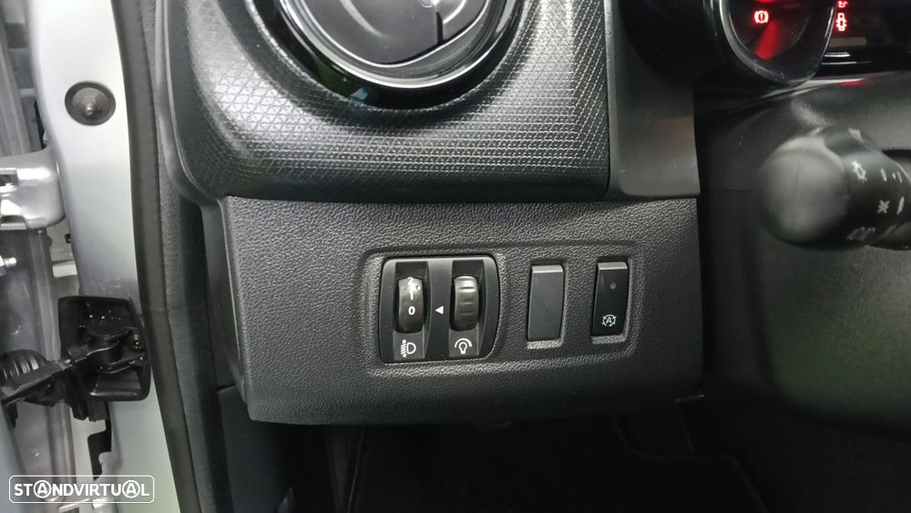 Renault Clio Sport Tourer 0.9 TCe Limited Edition - 10