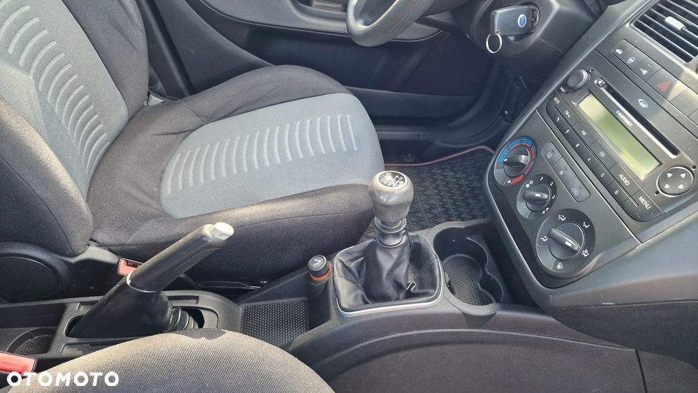 Fiat Grande Punto 1.4 8V - 24