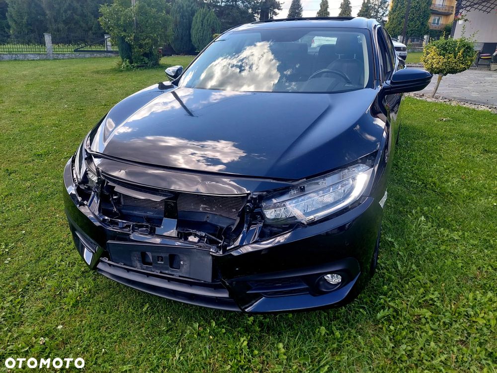 Honda Civic 1.5 i-VTEC Turbo CVT Executive - 12