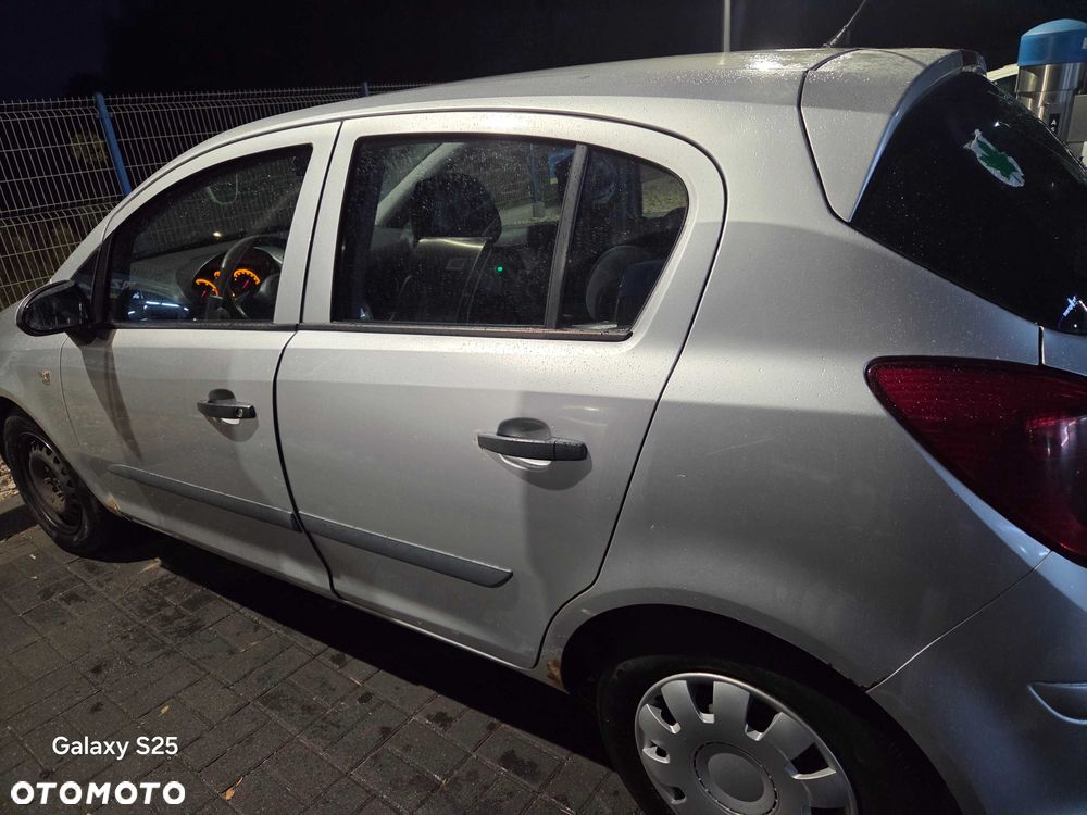 Opel Corsa - 4