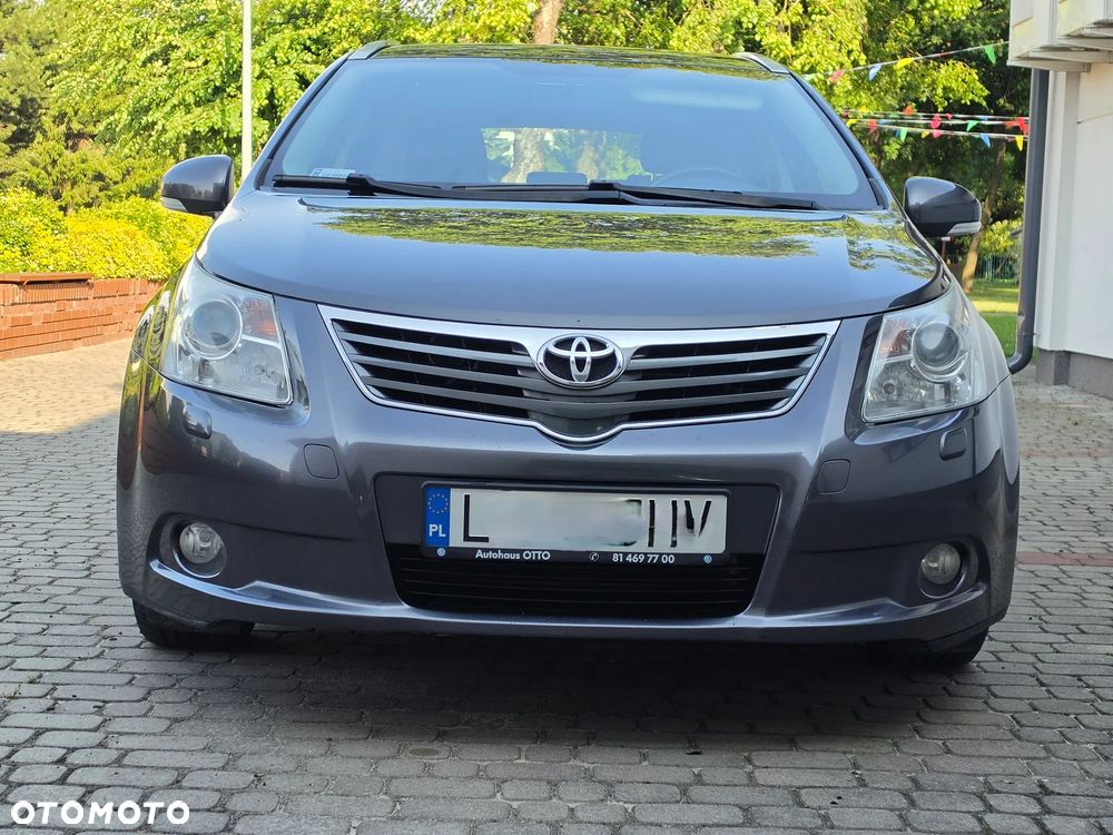 Toyota Avensis 2.0 D-4D - 2