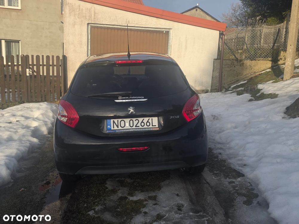 Peugeot 208 1.2 PureTech Allure - 13
