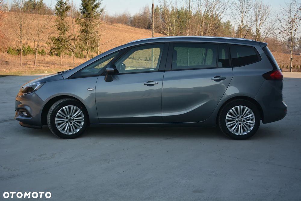 Opel Zafira - 22