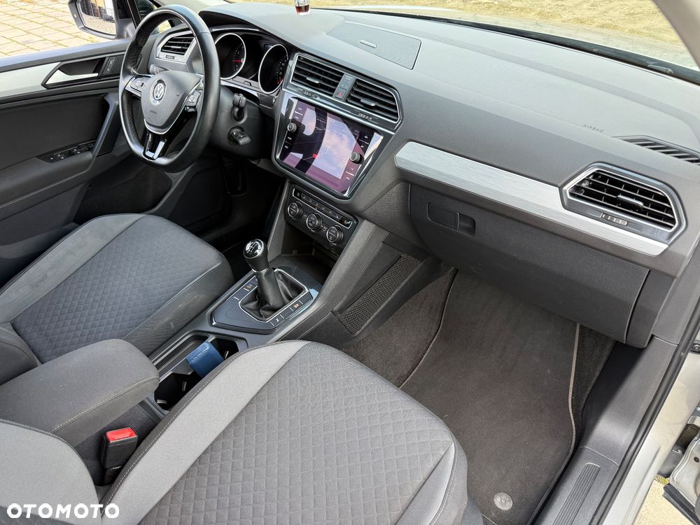 Volkswagen Tiguan 1.5 TSI OPF Life - 12