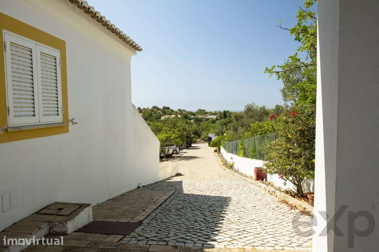 Moradia de campo com vistas deslumbrantes sobre o campo e o mar no Alg - Grande imagem: 3/31