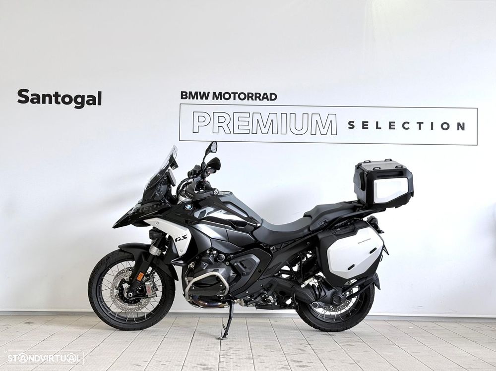 BMW R 1300 GS TRIPLE BLACK - 4