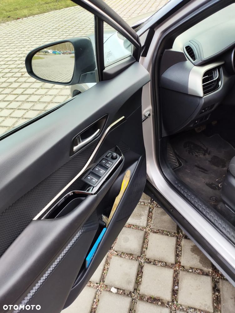 Toyota C-HR - 10