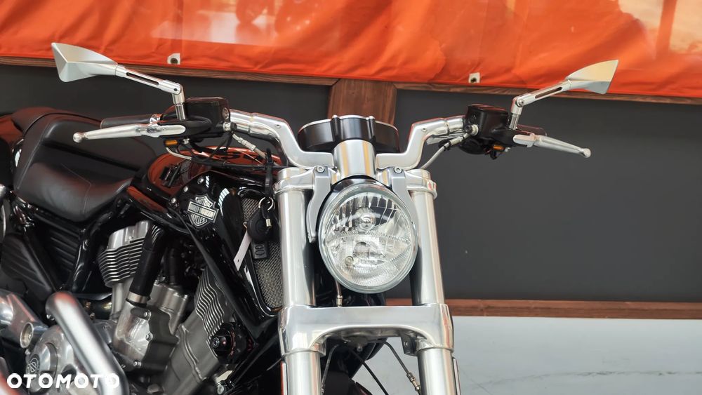 Harley-Davidson V-Rod Muscle - 28