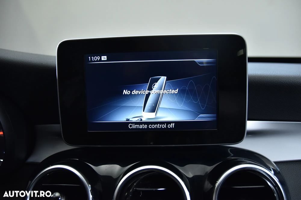 Mercedes-Benz C - 21