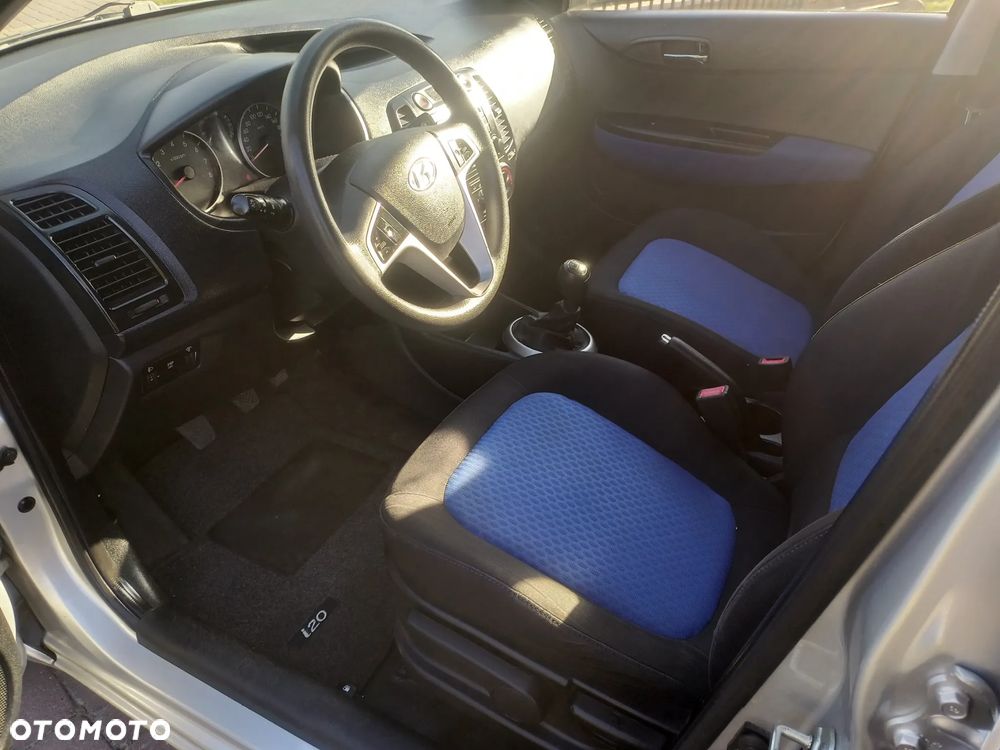 Hyundai i20 1.4 Comfort - 14