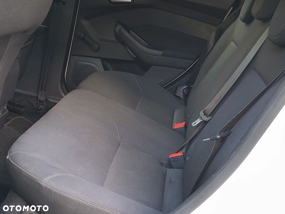 Ford Focus 1.5 TDCi SYNC Edition - 18