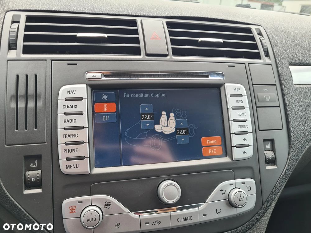 Ford C-MAX - 22