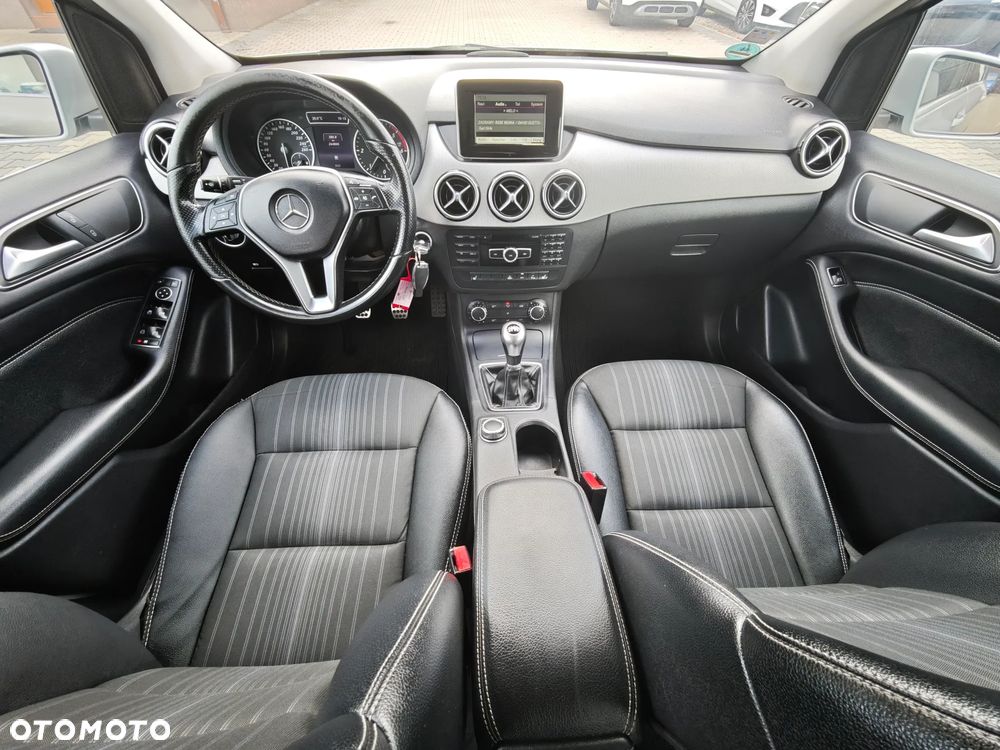 Mercedes-Benz Klasa B 180 CDI - 34