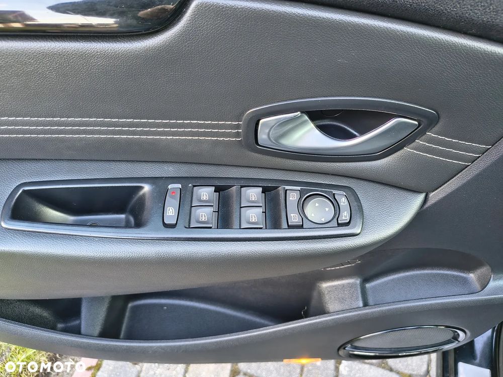 Renault Scenic Energy dCi 110 S&S Bose Edition - 13