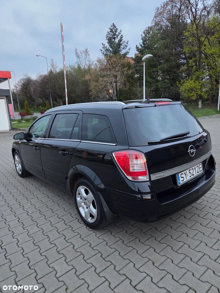 Opel Astra 1.6 Cosmo - 4