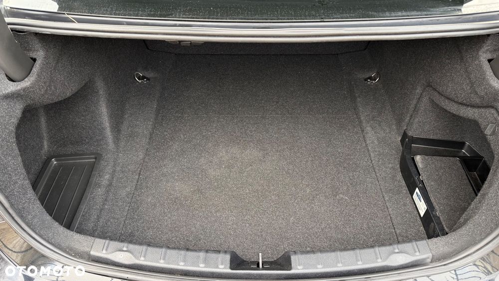 BMW Seria 3 320i xDrive - 10