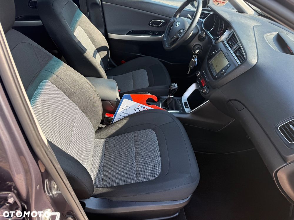 Kia Ceed 1.4 CVVT Dream-Team Edition - 12