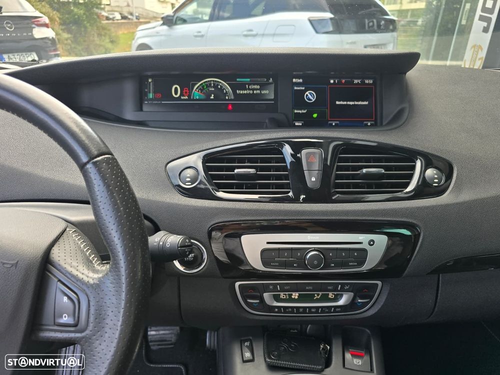 Renault Grand Scénic 1.6 dCi Bose Edition SS - 22