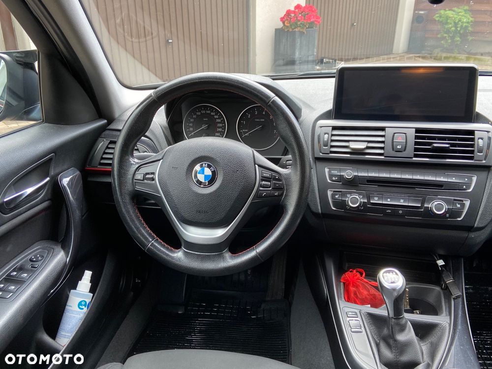BMW Seria 1 116i Sport Line - 18