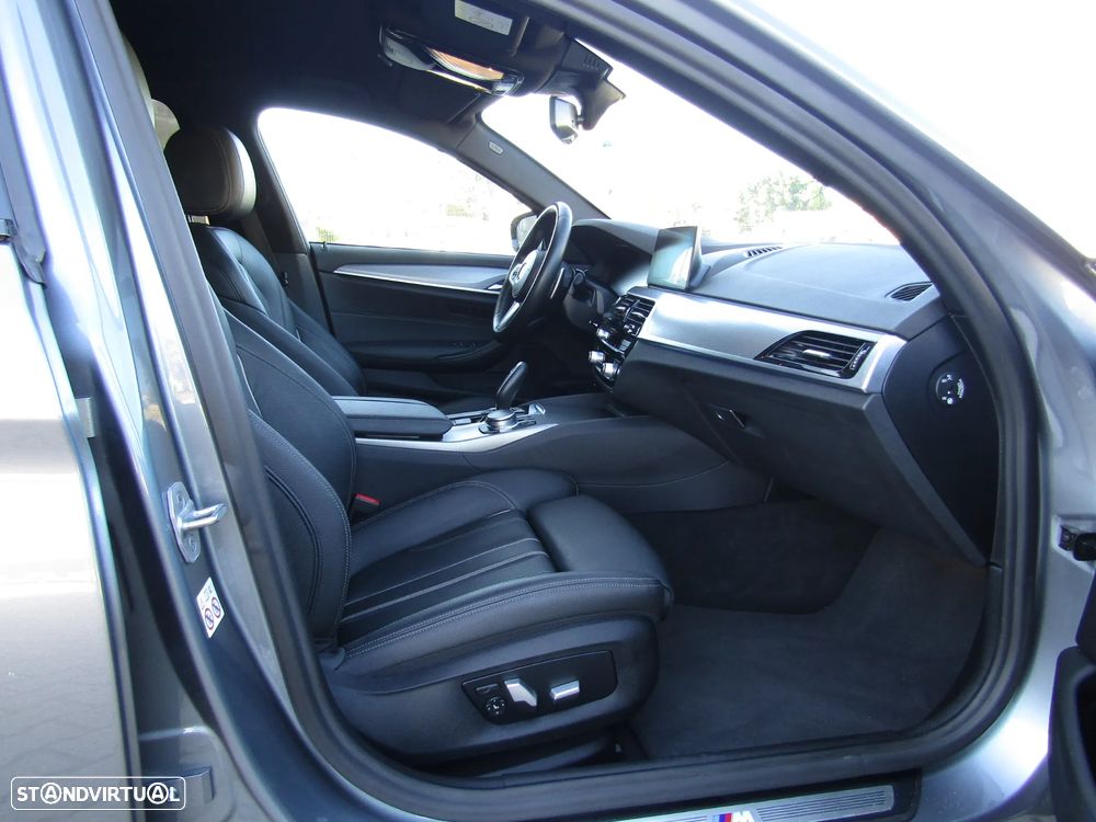 BMW 530 e Pack M - 22