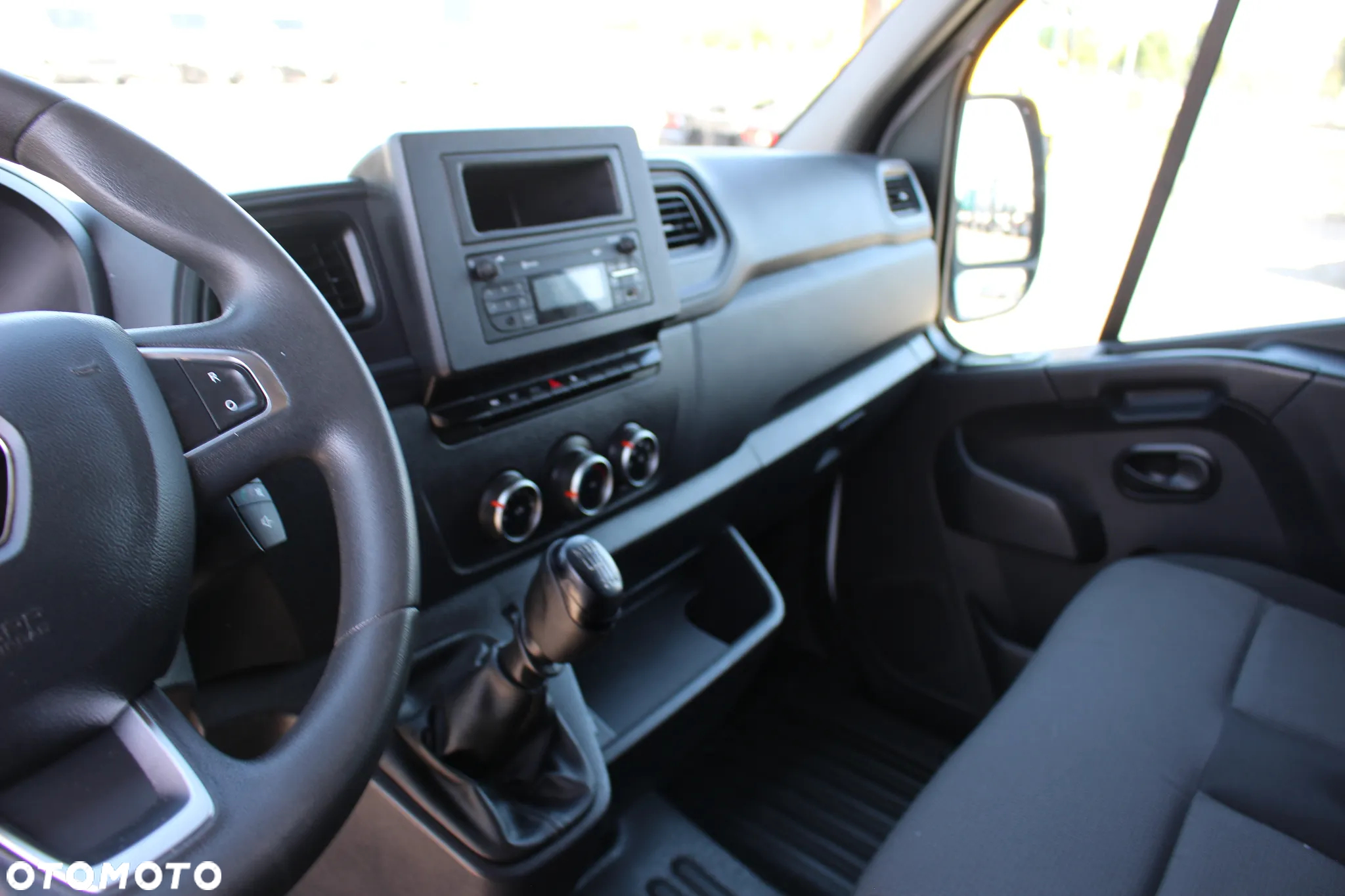 Renault MASTER 2.3 DCI 145 KM*/PODNOŚNIK KOSZOWY KLUBB 12.5M/*SERWIS*/ STAN IDEALNY / - 26