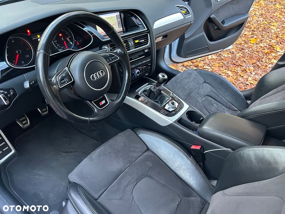Audi A4 Avant 2.0 TDI Sport - 30
