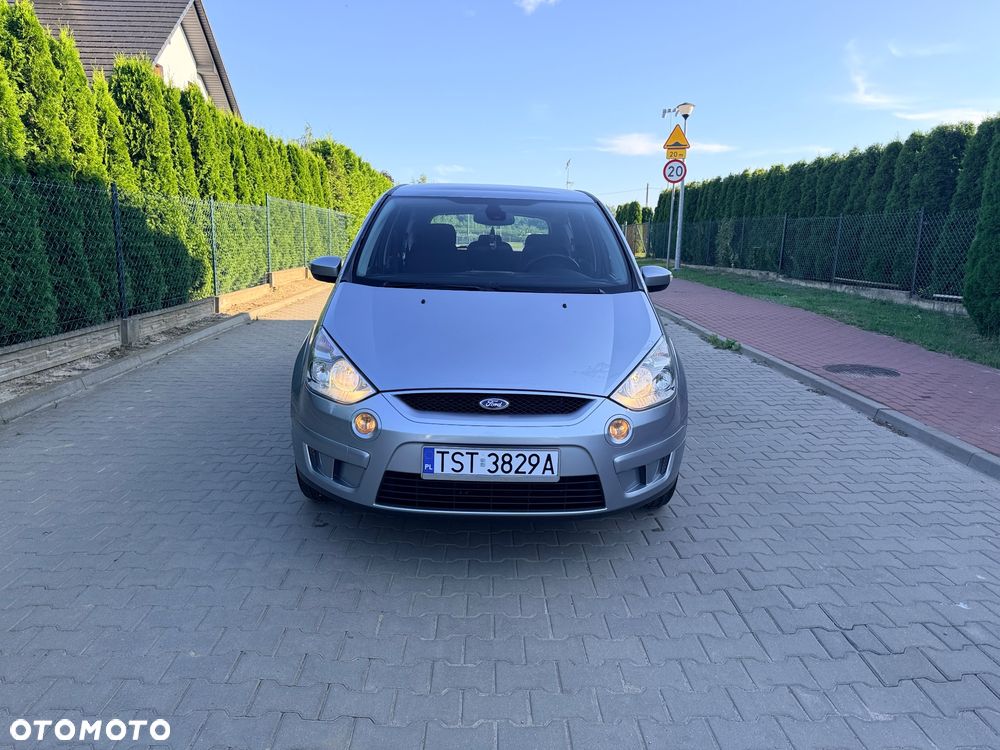 Ford S-Max 2.0 TDCi DPF Ambiente - 12