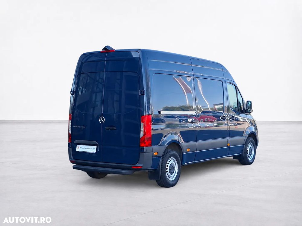 Mercedes-Benz Sprinter - 7