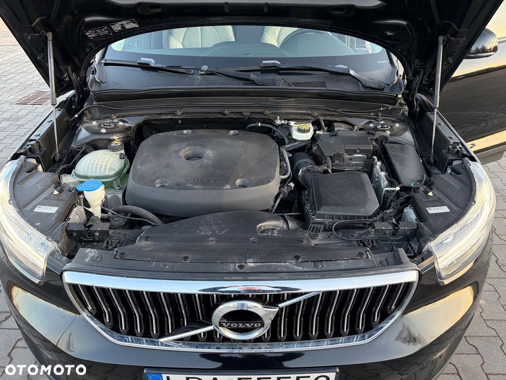 Volvo XC 40 T5 AWD Momentum - 23