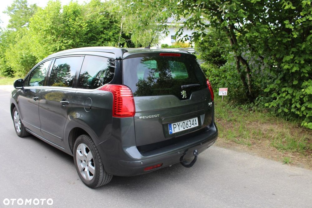 Peugeot 5008 e-HDI 115 ETG6 Stop&Start Allure - 4
