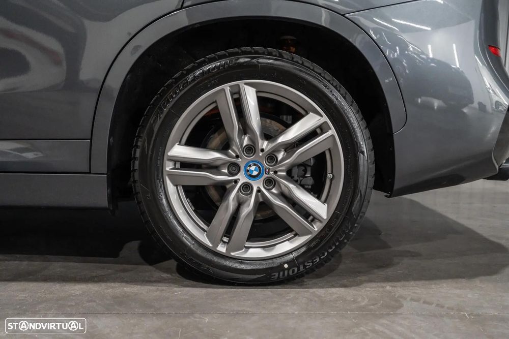 BMW X1 xDrive25e Pack Desportivo M - 29