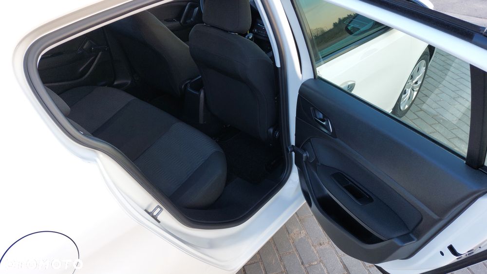 Peugeot 308 1.2 VTi/PureTech Active - 14