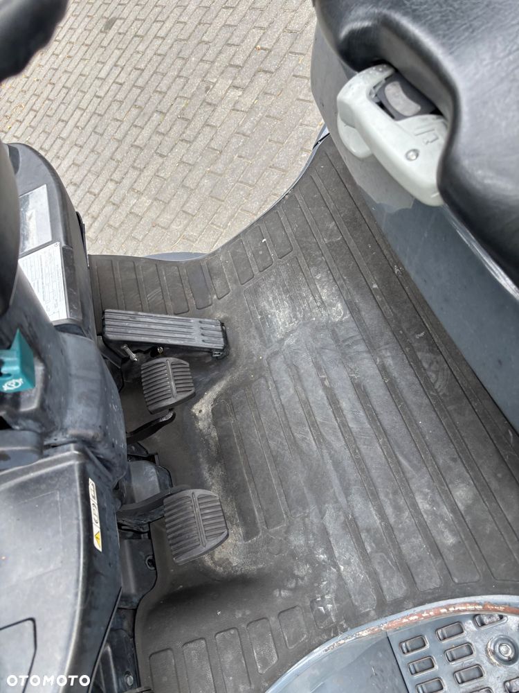 Toyota wózek widłowy 8FGF18 UCZCIWY STAN LPG benzyna 36 800 netto - 10