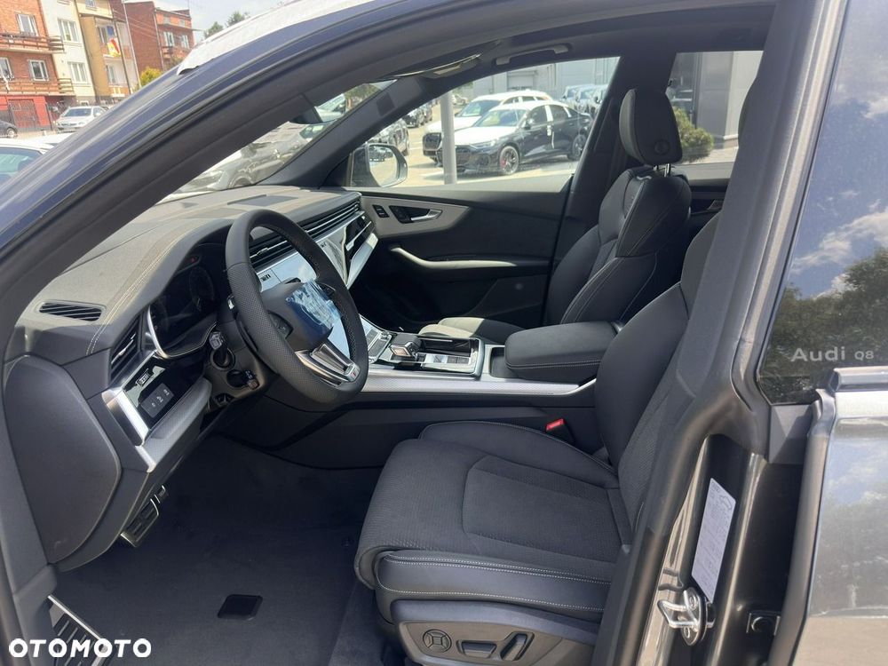 Audi Q8 - 9