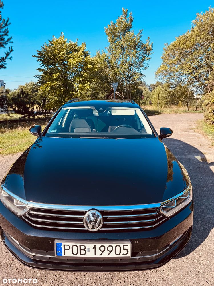 Volkswagen Passat 2.0 TDI SCR DSG Trendline - 1