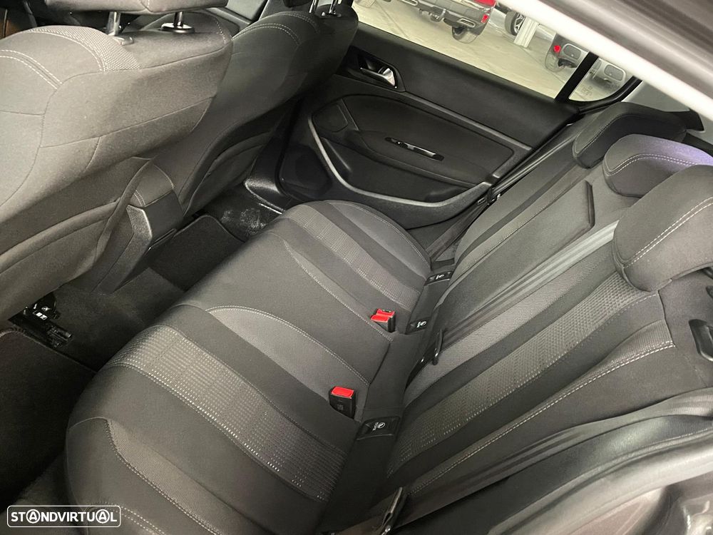 Peugeot 308 BlueHDi FAP 120 EAT6 Stop & Start Allure - 17