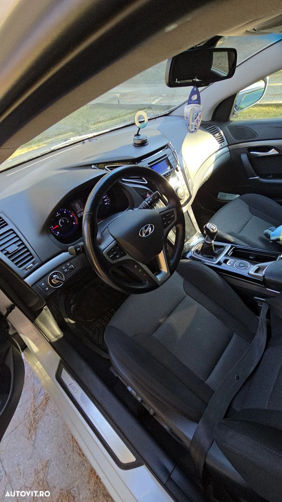 Hyundai i40 1.7 CRDI DPF Sedan Highway+ - 23