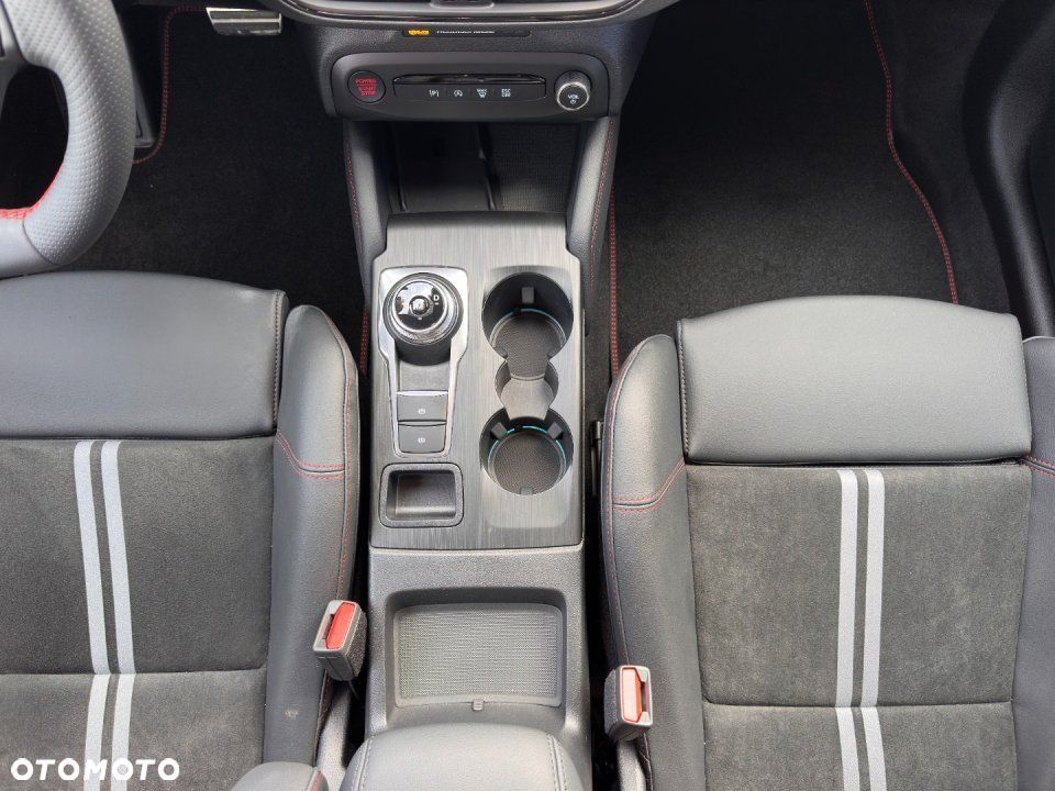 Ford Focus - 22