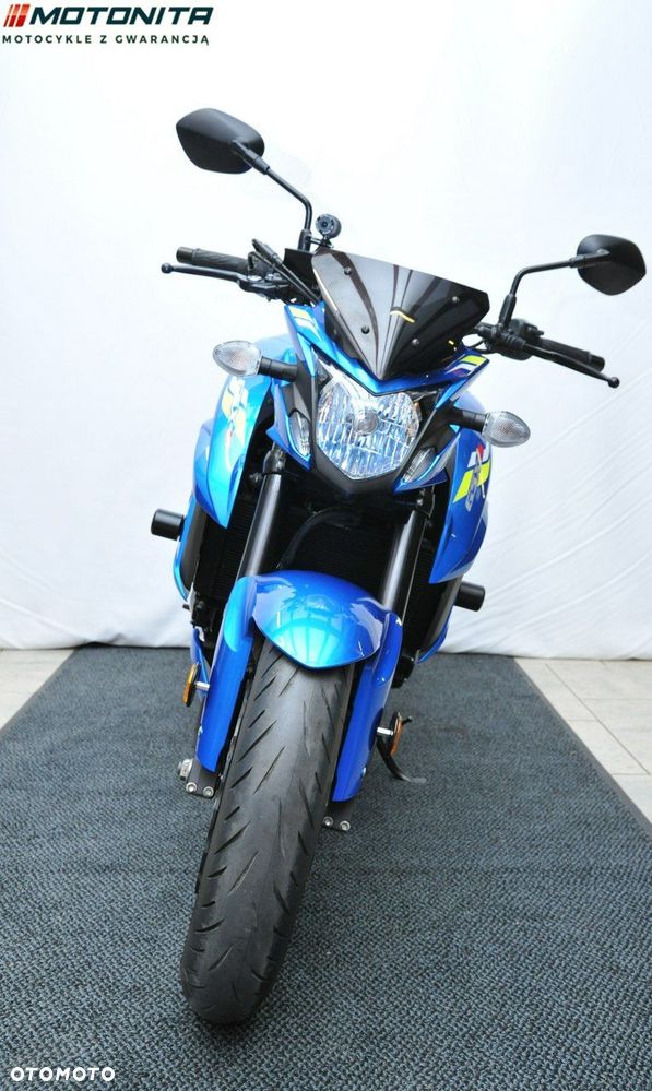 Suzuki GSX - 8