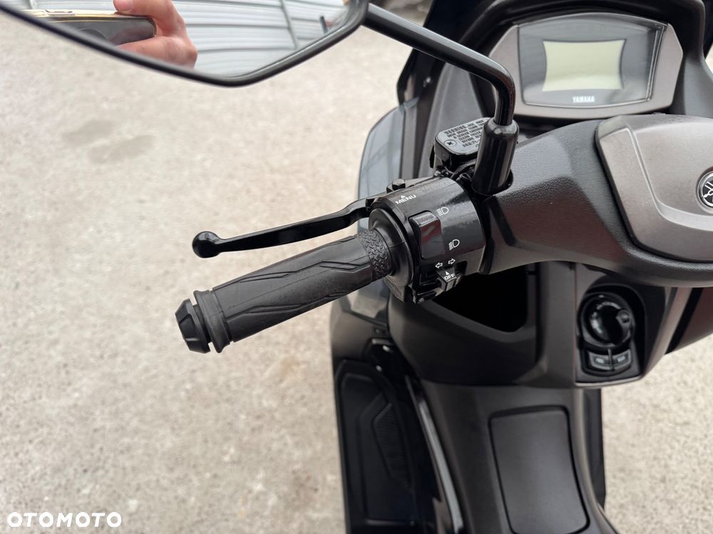 Yamaha NMAX - 20