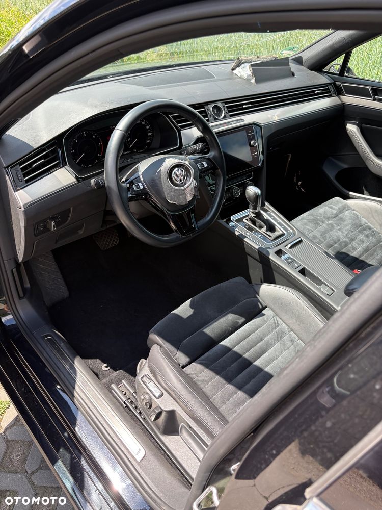 Volkswagen Passat 2.0 TDI Elegance DSG - 17