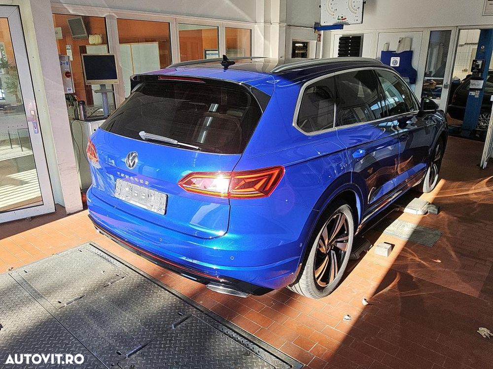 Volkswagen Touareg 3.0 V6 TDI 4Motion DPF Automatik R-Line - 2